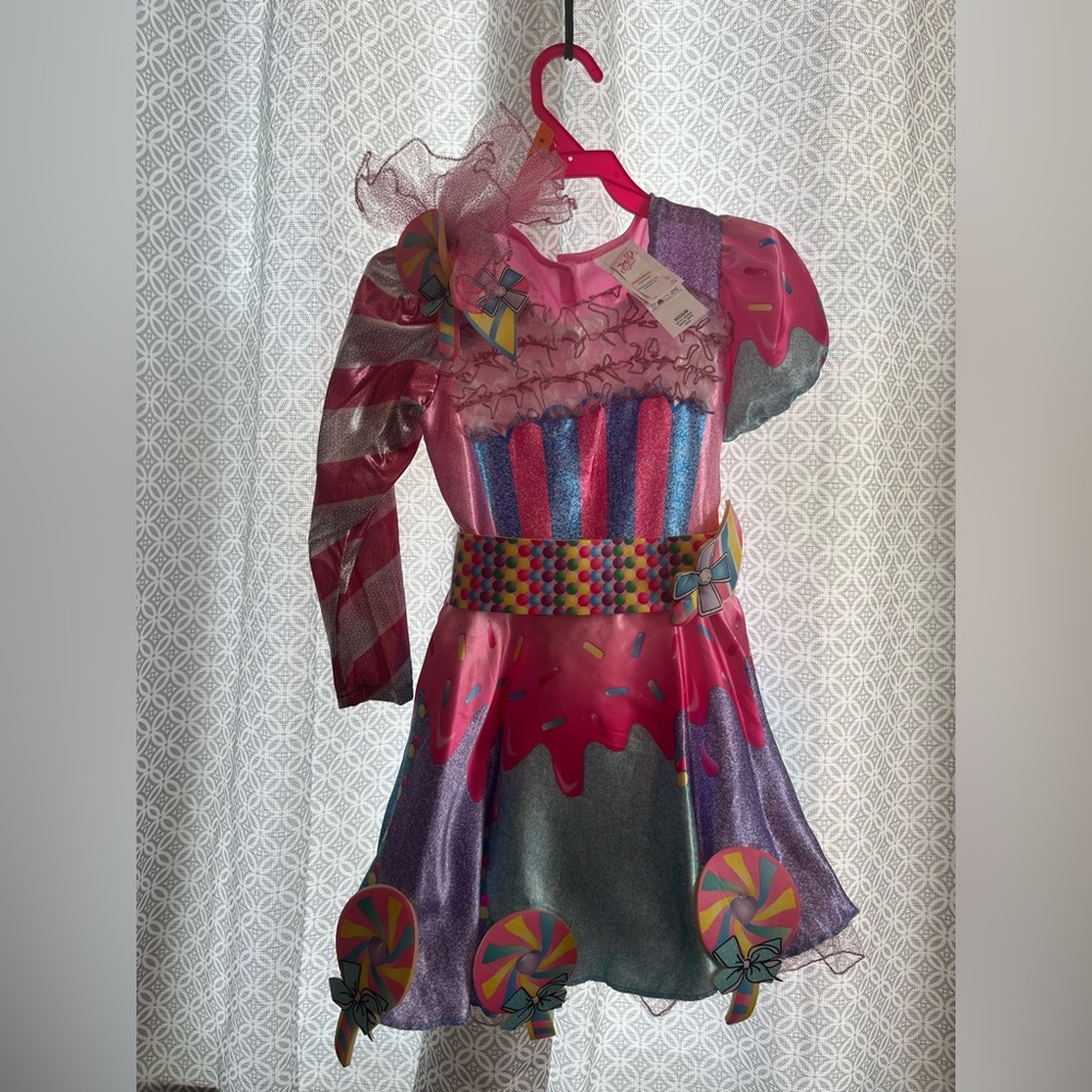 Jojo Siwa costume